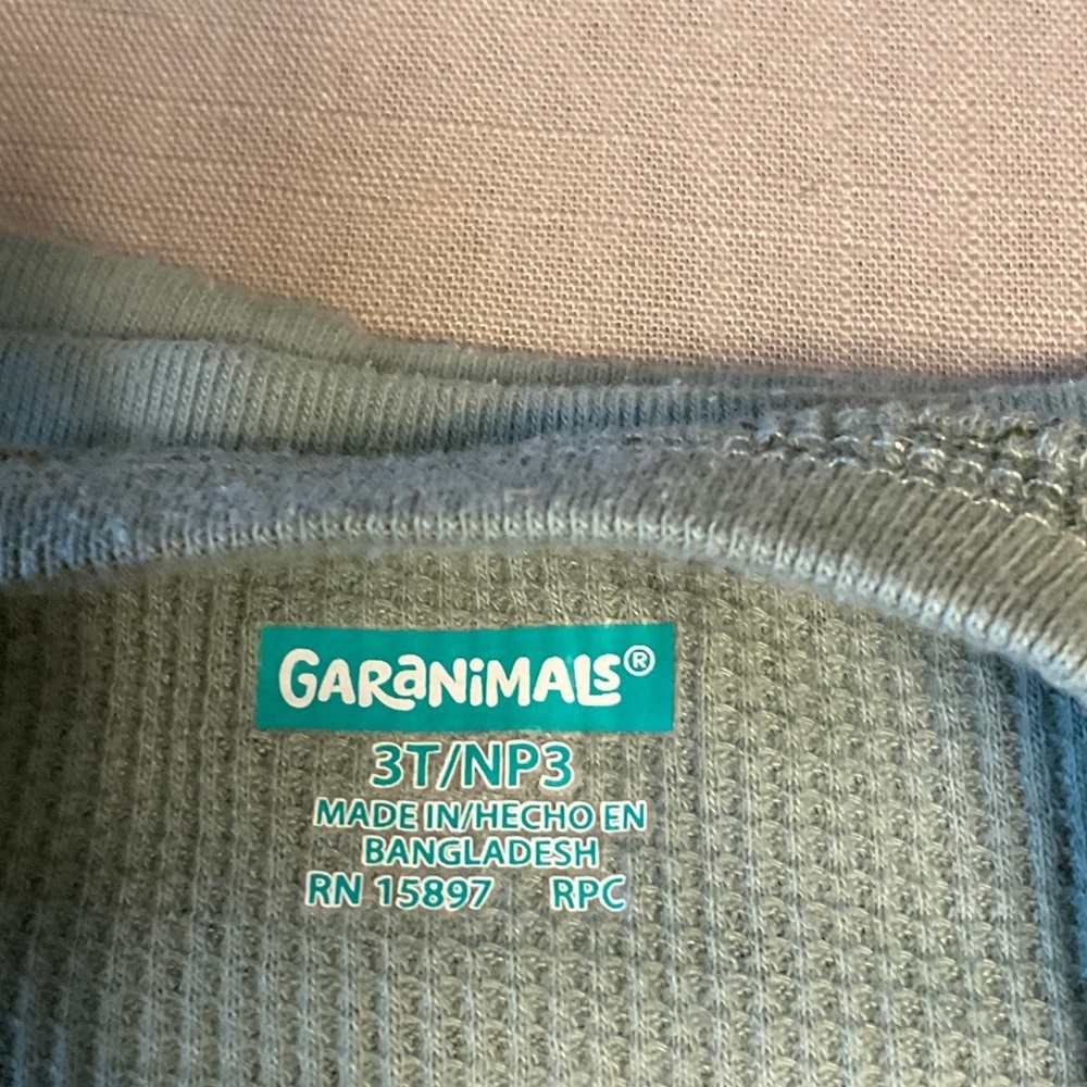Garanimals Kids Pajama Set in Soft Green - Picture 5 of 9